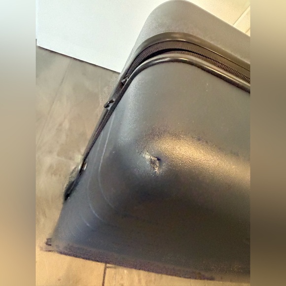 Away Navy Blue medium flex suitcase - Picture 10 of 12